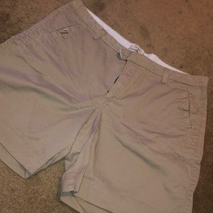 🛍 Khaki Shorts 🤎